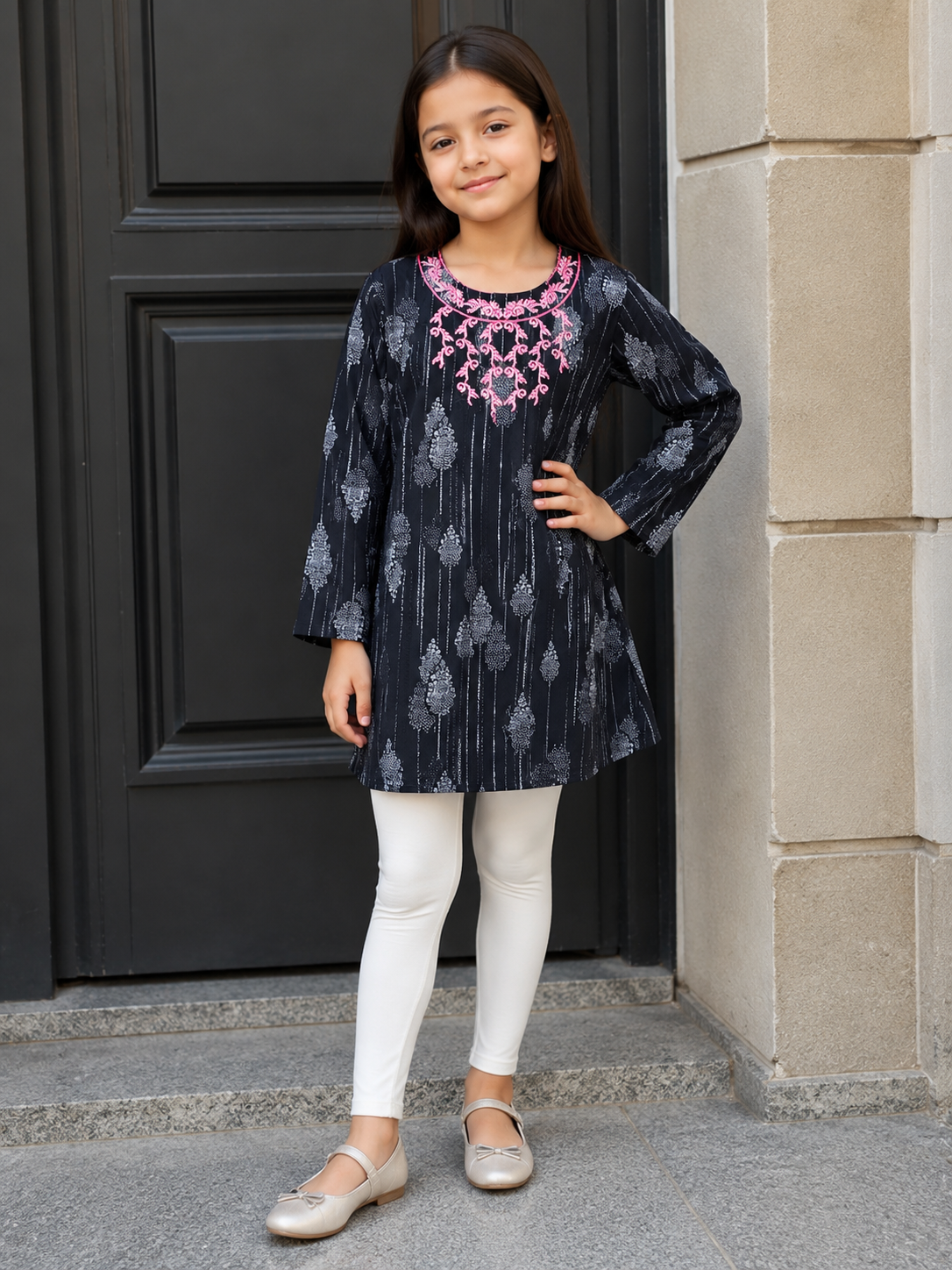 Girls Top (00101) Clr-Black-Fabric Khaddar